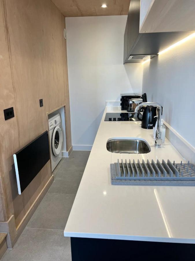 Two Bedrooms Exquisite En-Suite Apartment Deansgate Manchester Exterior foto